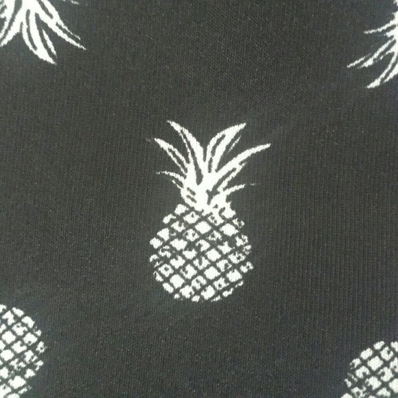 Black Pineapple Halter Dress by Hollister Size L - Picture 4 of 8